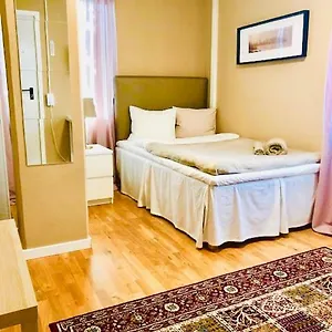 https://golden-hostel.find-stockholm-hotels.com